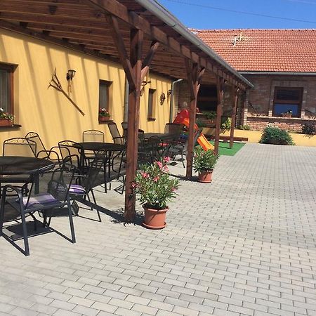 Hotel Sedlecky Dvur Exterior foto