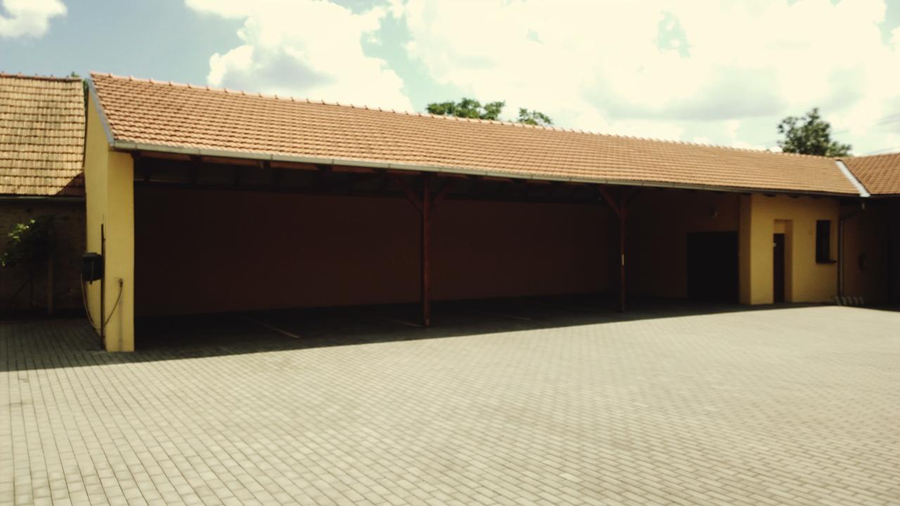 Hotel Sedlecky Dvur Exterior foto