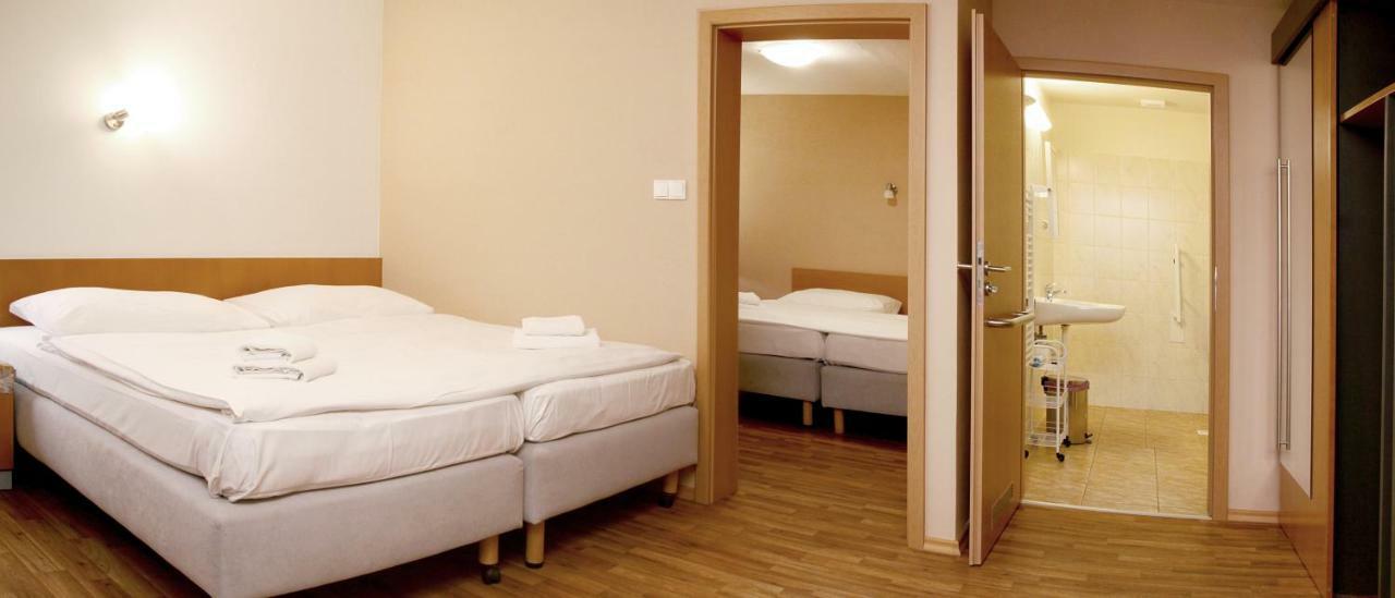 Hotel Sedlecky Dvur Exterior foto